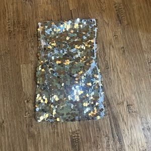 size small dress bought for taylor swift but didn’t come in time